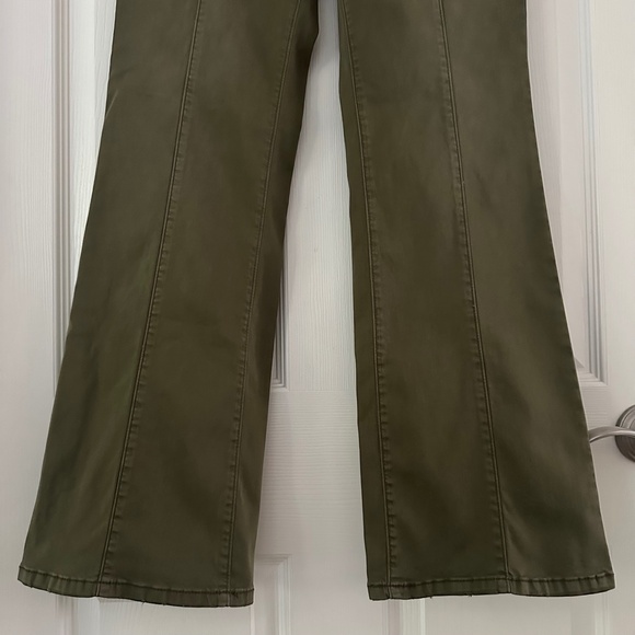 Anthropologie Pilcro Demilune Boot Utility Flare Pant Green Women's Size 26 - Picture 5 of 15